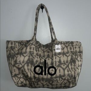 ALO Yoga Black and Gray Patterned Tote Bag